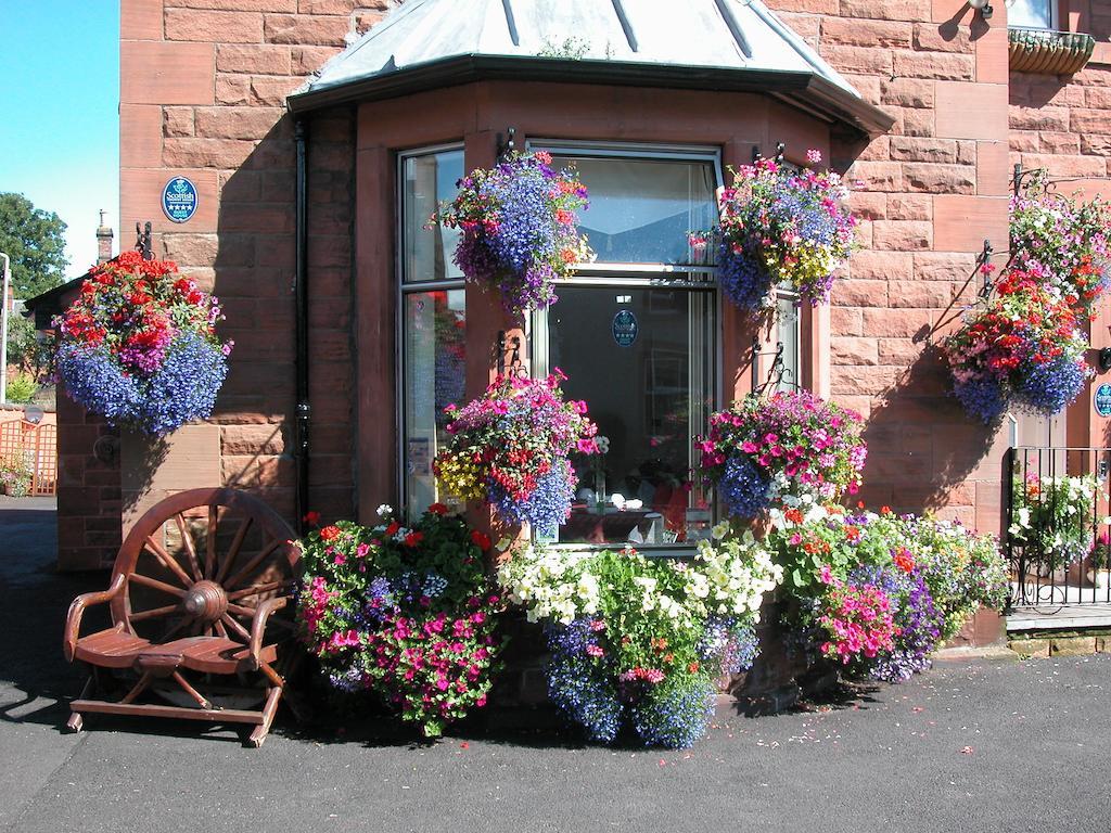 Glenlossie Guest House Dumfries Esterno foto