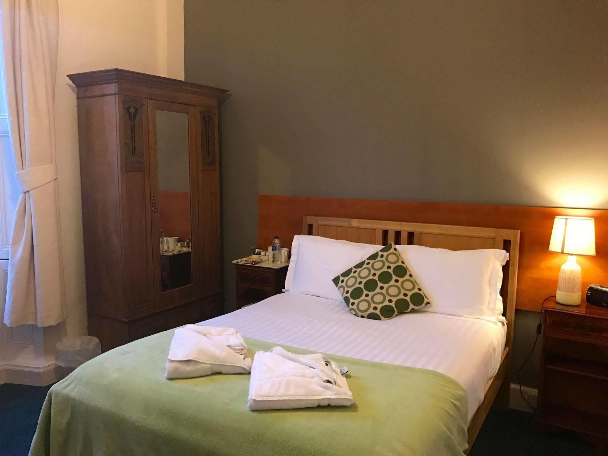 Glenlossie Guest House Dumfries Esterno foto