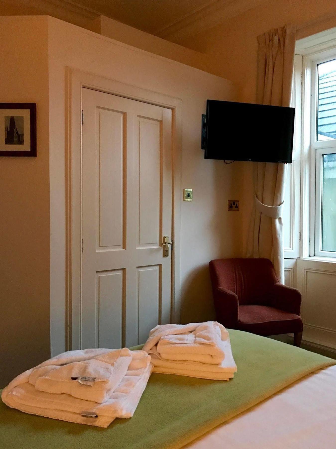 Glenlossie Guest House Dumfries Esterno foto