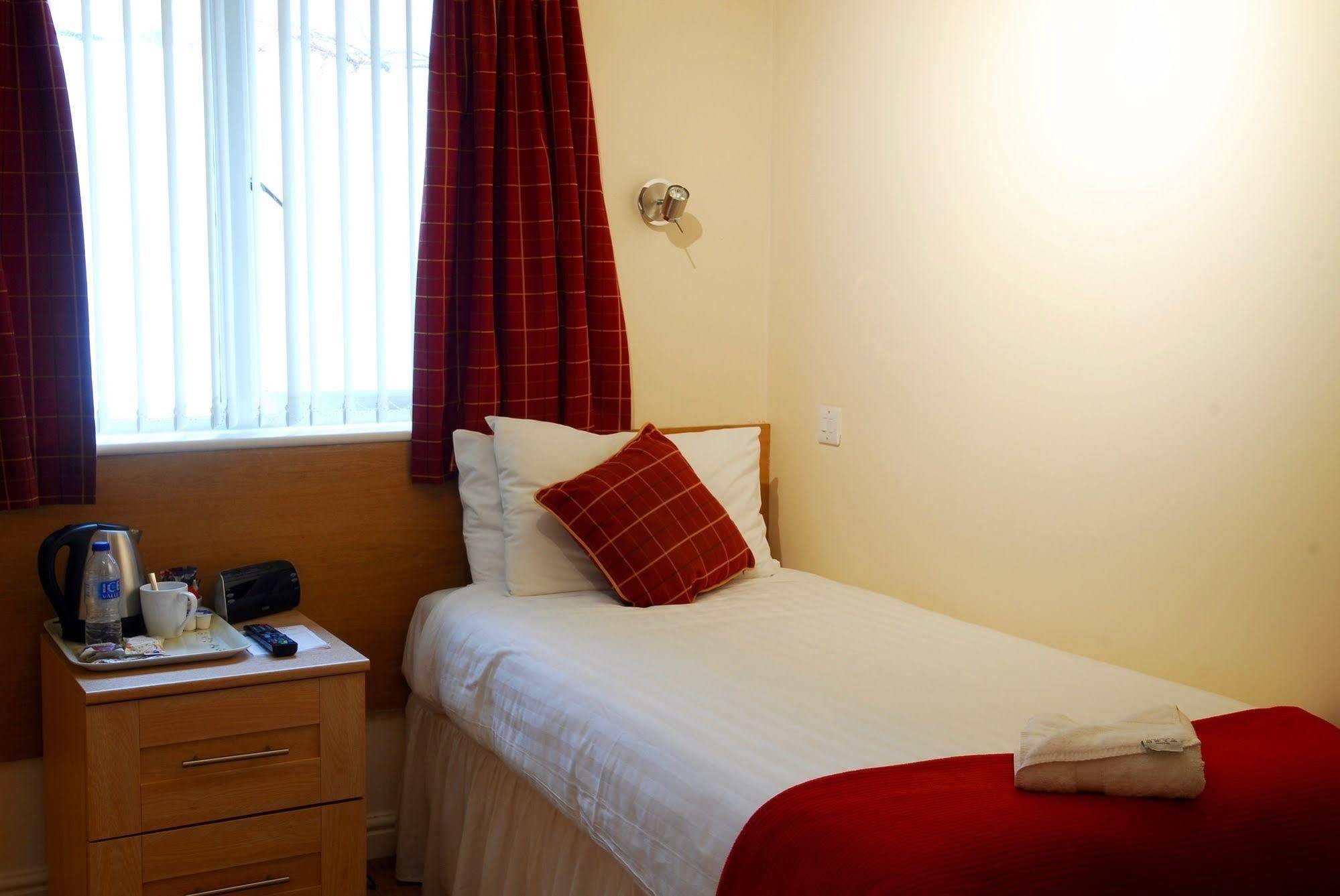 Glenlossie Guest House Dumfries Esterno foto